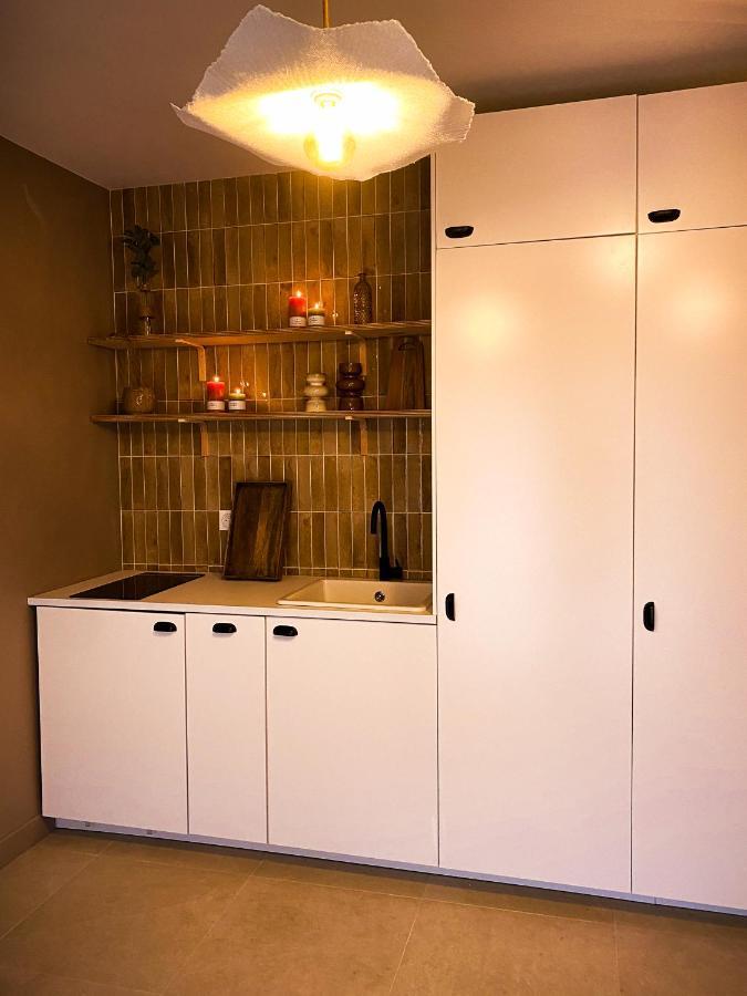 Love Room Suite Bali - Auray En Bretagne Brech ภายนอก รูปภาพ